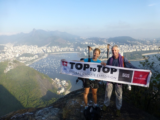 2012-08_toptotop-annual-report_brazil-rio-pico-acucar_on-the-top.JPG